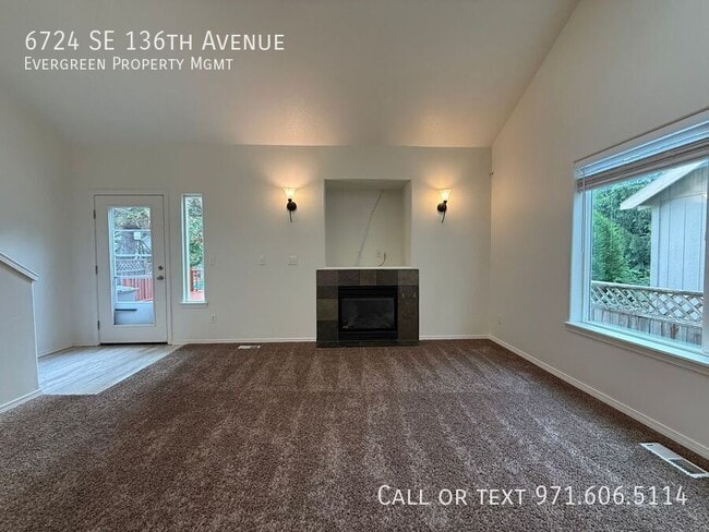 Building Photo - 6724 SE 136th Ave