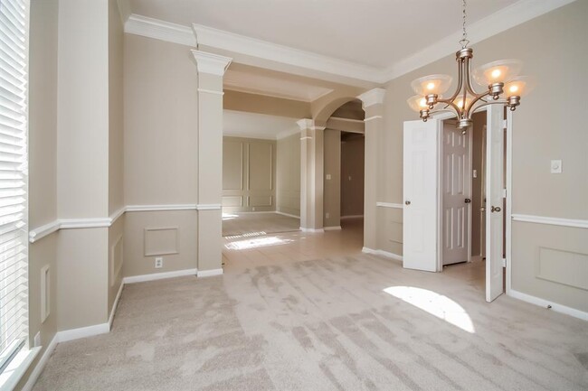 Building Photo - 4022 N Dawn Cypress Ct