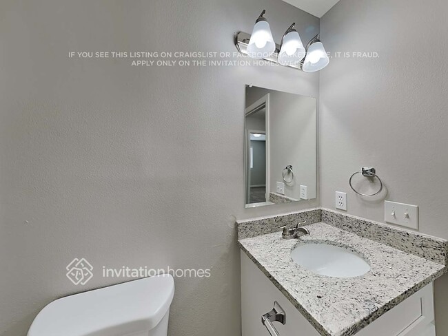 Building Photo - 7171 Saddle Up Dr