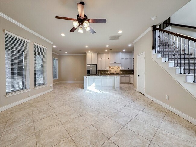Building Photo - 23 Jonquil Pl