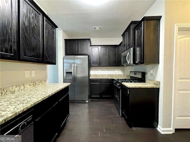 Building Photo - 6926 Golden Bud Ln