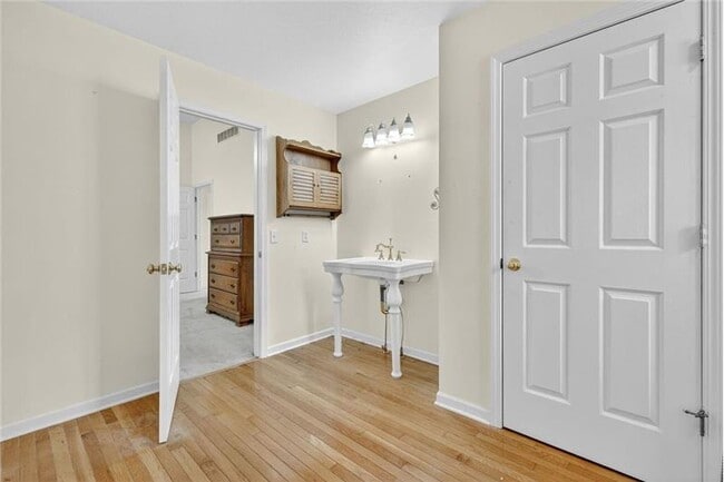 Building Photo - 4522 Heathercove Pl