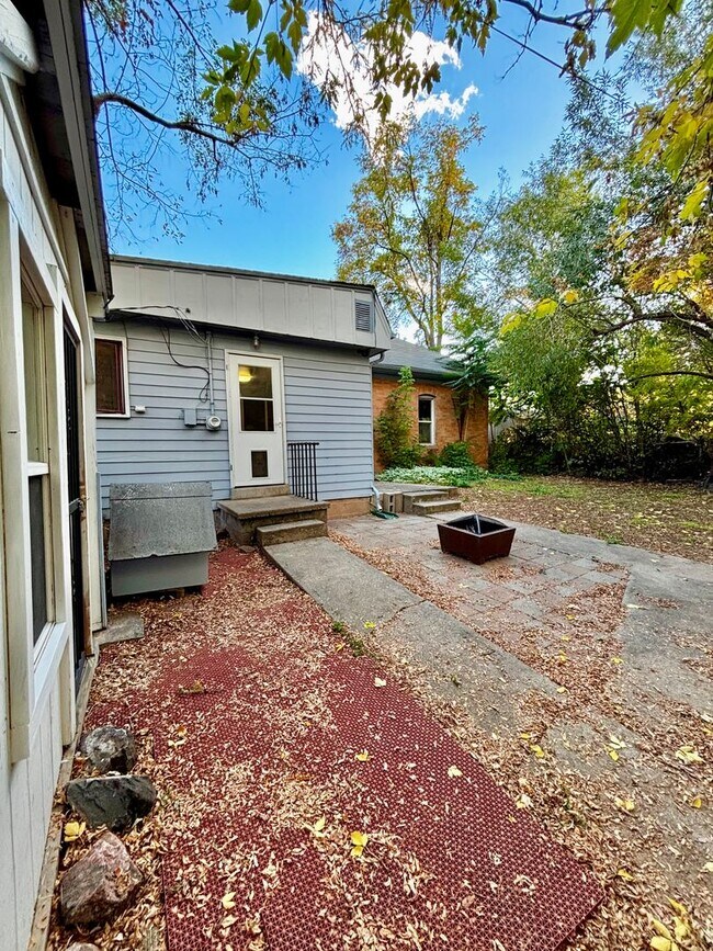 Building Photo - Chic One-Bedroom Getaway in Golden – Comfort, Style & Colorado Adventure!