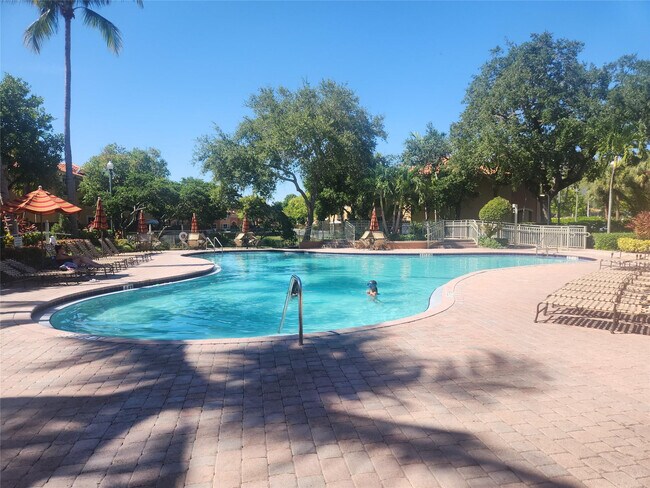 Building Photo - 4915 Tradewinds Ter