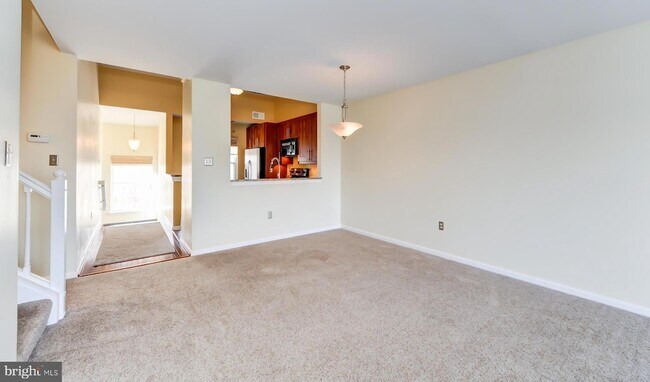 Building Photo - 2810 Yarling Ct