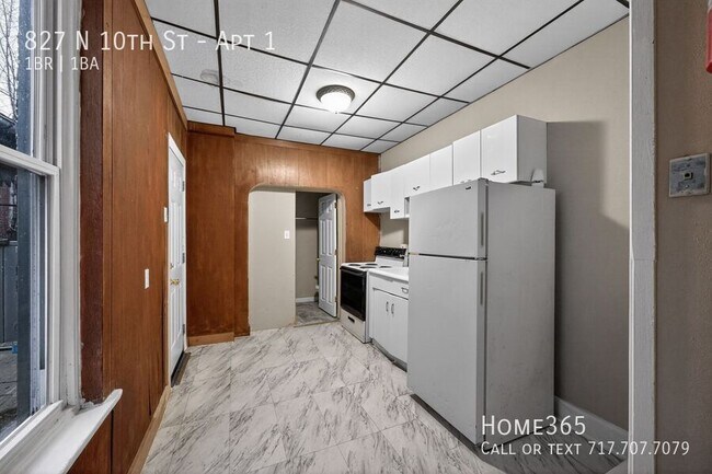 Building Photo - 827 N 10th St