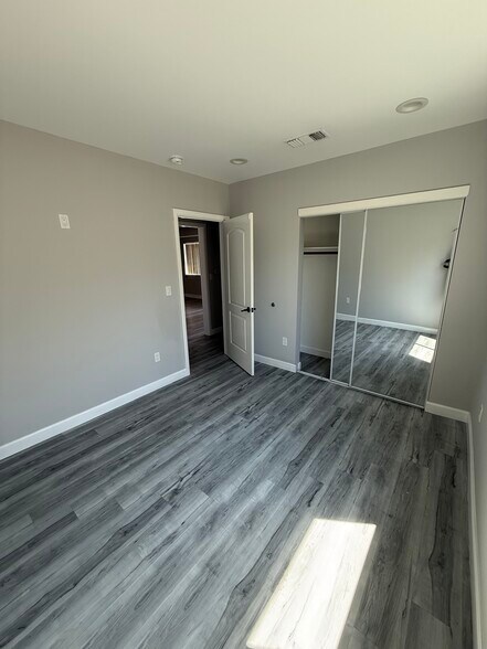 Building Photo - 8225 Ben Ave