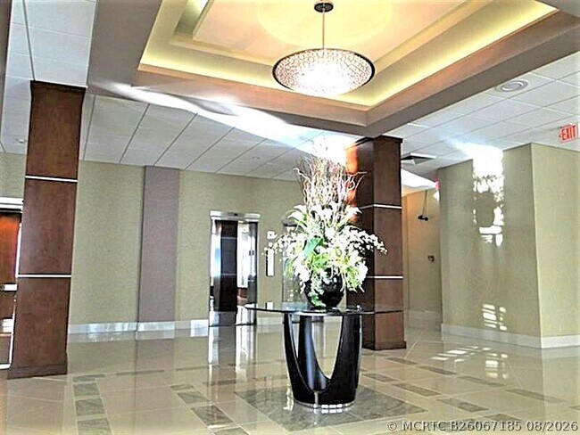 Building Photo - 4250 Galt Ocean Dr