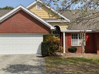 Building Photo - Merestone 1 level brick patio home. 2 Car garage, walk to The Point Shopping, restaurants and mov...