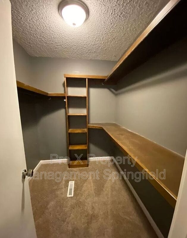 Building Photo - 5615 S Farm Rd 163
