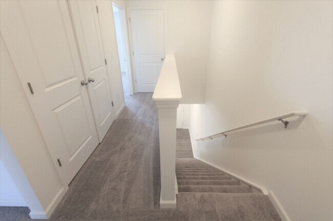 Building Photo - BEAUTIFUL 3 Bedroom Townhome Bonterra Village AVAILABLE MARCH 2026