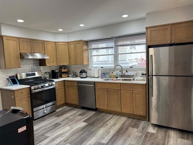 Building Photo - 106 Madison Rd