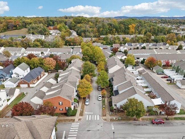 Building Photo - 7718 Porter House Dr