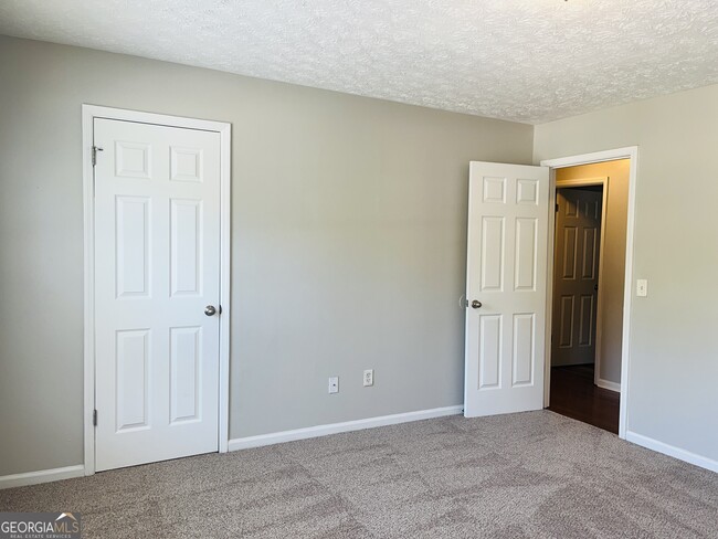 Building Photo - 605 Wilburn Ave