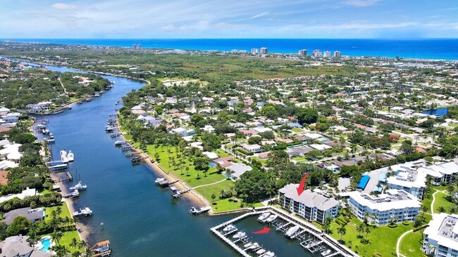 Building Photo - 543 Bay Colony Dr N