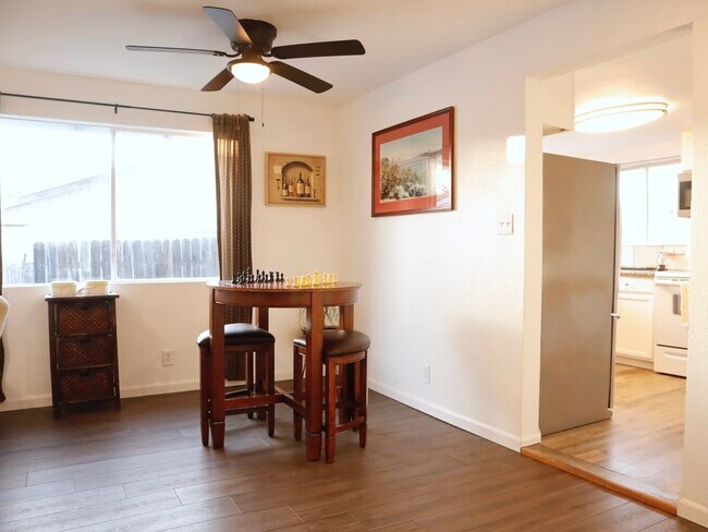 Building Photo - 16060 39th Ave