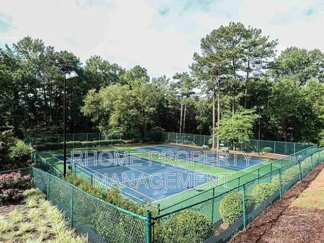 Building Photo - 1407 Riverview Dr