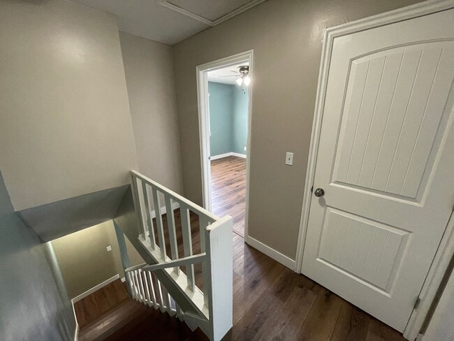 Building Photo - Beautiful 2 bed in Clearfield!
