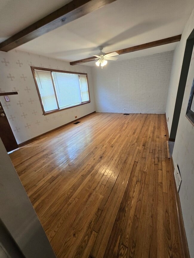 Building Photo - 1436 Beach Ave