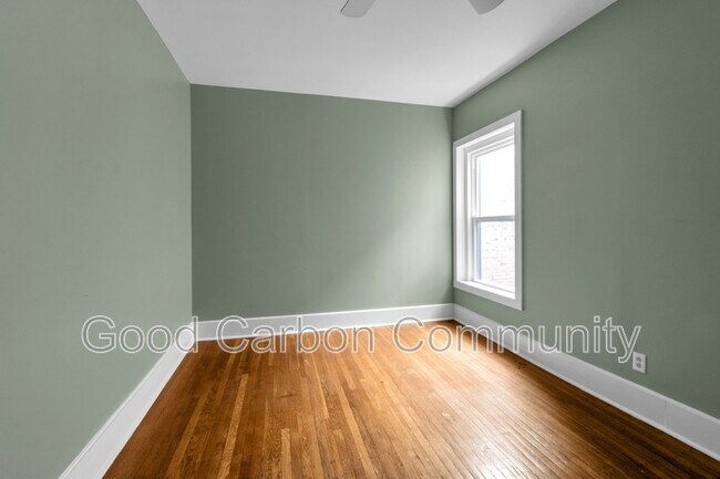 Building Photo - 718 Ashland Ave