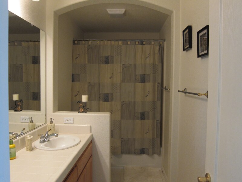 Building Photo - 3372 Corvina Dr