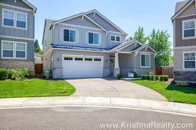 Building Photo - 11240 NW Elise Ln