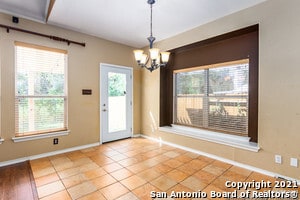 Building Photo - 1122 Persian Garden