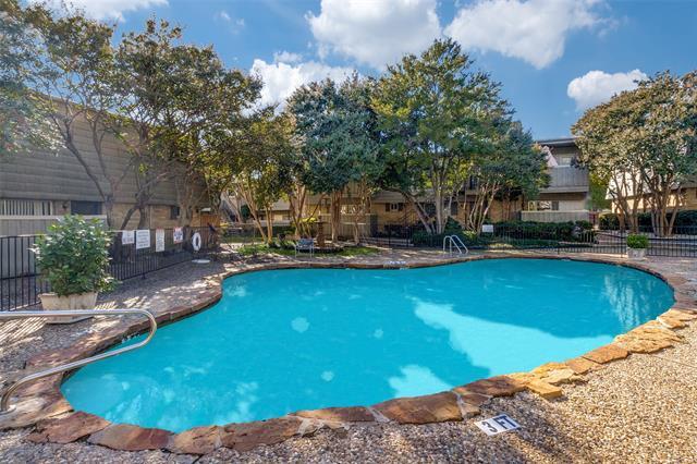 Building Photo - 7705 Meadow Park Dr