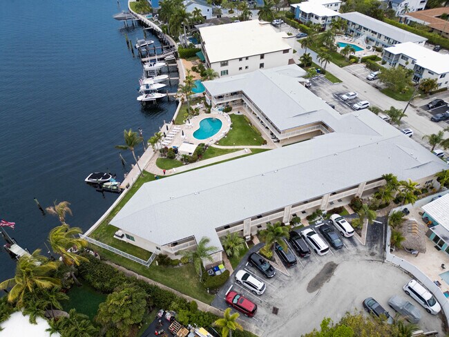 Building Photo - 3216 SE 12th St