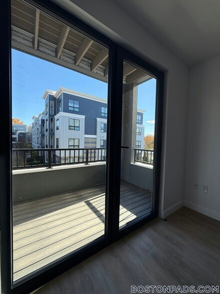 Building Photo - 199 Gardner St