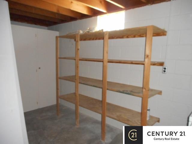 Building Photo - 5034 S 84th St