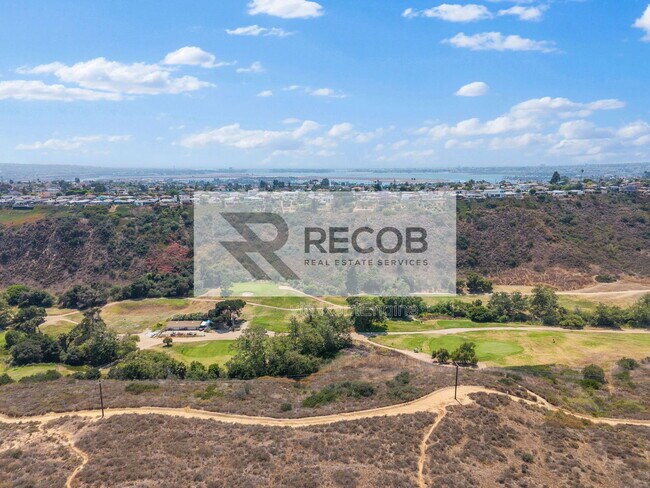 Building Photo - 2722 Nye St