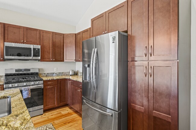 Building Photo - 498 S Badger Trail