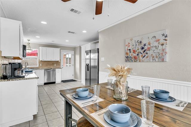 Building Photo - 600 Ashcrest Ct