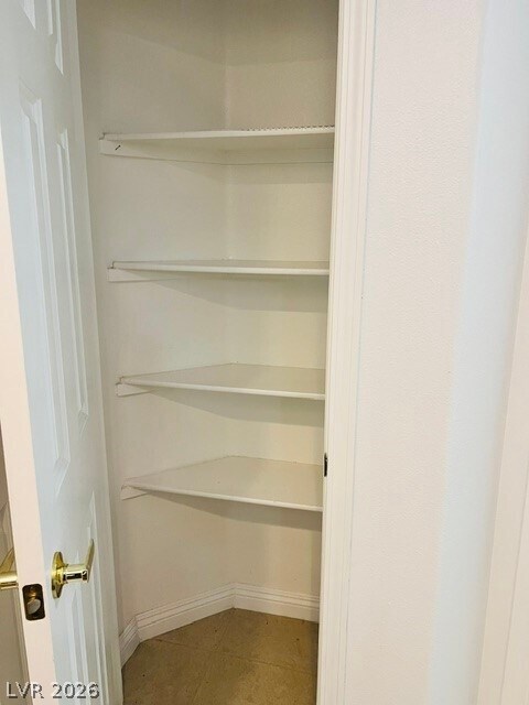 Building Photo - 1320 Red Gable Ln