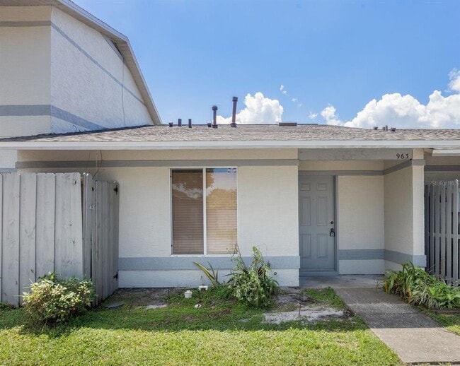 Building Photo - 963 Butterfly Blvd