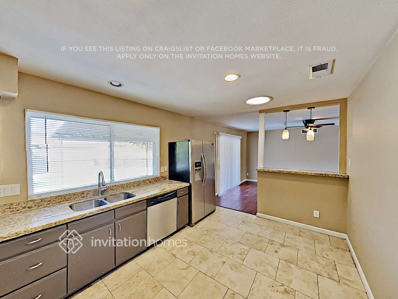 Building Photo - 2184 E Broadmor Dr