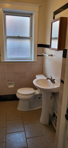 Building Photo - 5505 Louisiana Ave