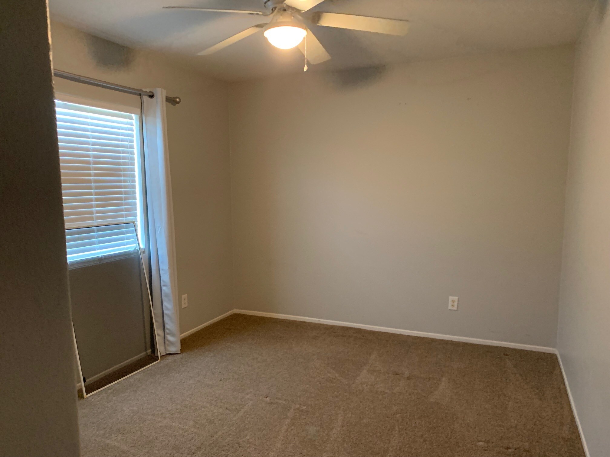 Building Photo - 1449 Lynden Trails Dr