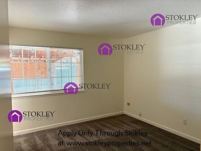 Building Photo - 53 E Trident Dr
