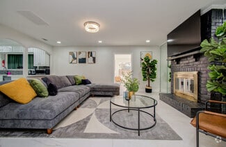Building Photo - 8623 Parasol Ln