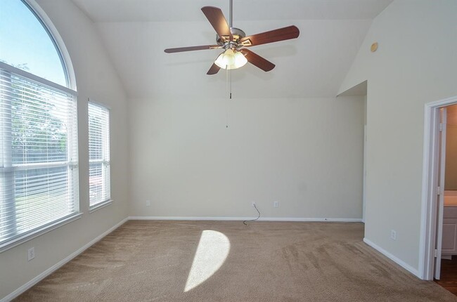 Building Photo - 17407 S Sienna Cove Ln