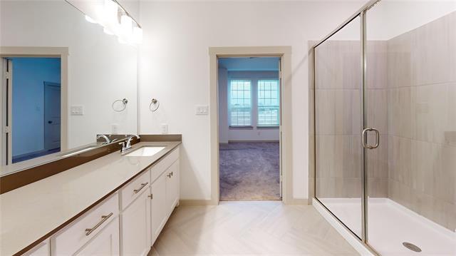 Building Photo - 685 Vista Del Lago Dr