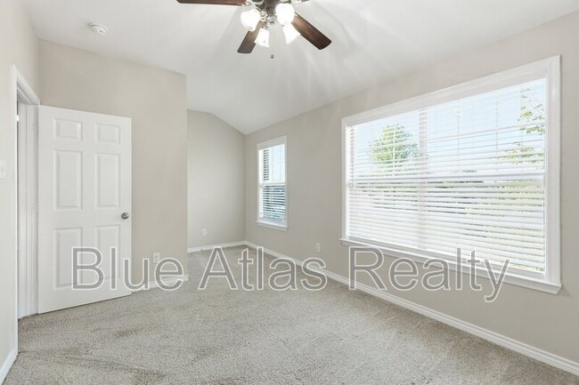 Building Photo - 601 Steerman Ct