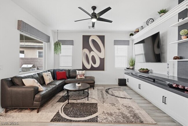 Building Photo - 246 Tallis Hills Ave