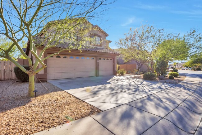 Building Photo - Gated Cave Creek Home - 5 Bedroom 3 Bathro...