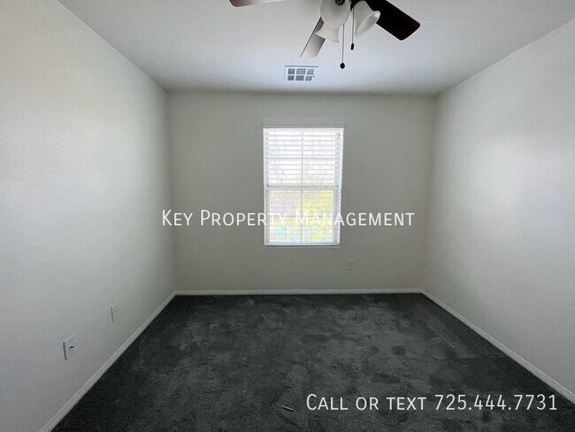 Building Photo - 2 STORY 3 BEDROOM 2.5 BATH + LOFT HOME IN ...