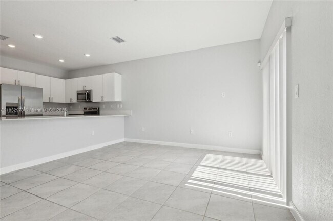 Building Photo - 28625 SW 132nd Ct