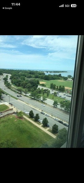 Building Photo - 3600 N Lake Shore Dr