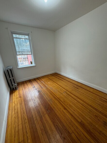 Building Photo - 31A 64th St